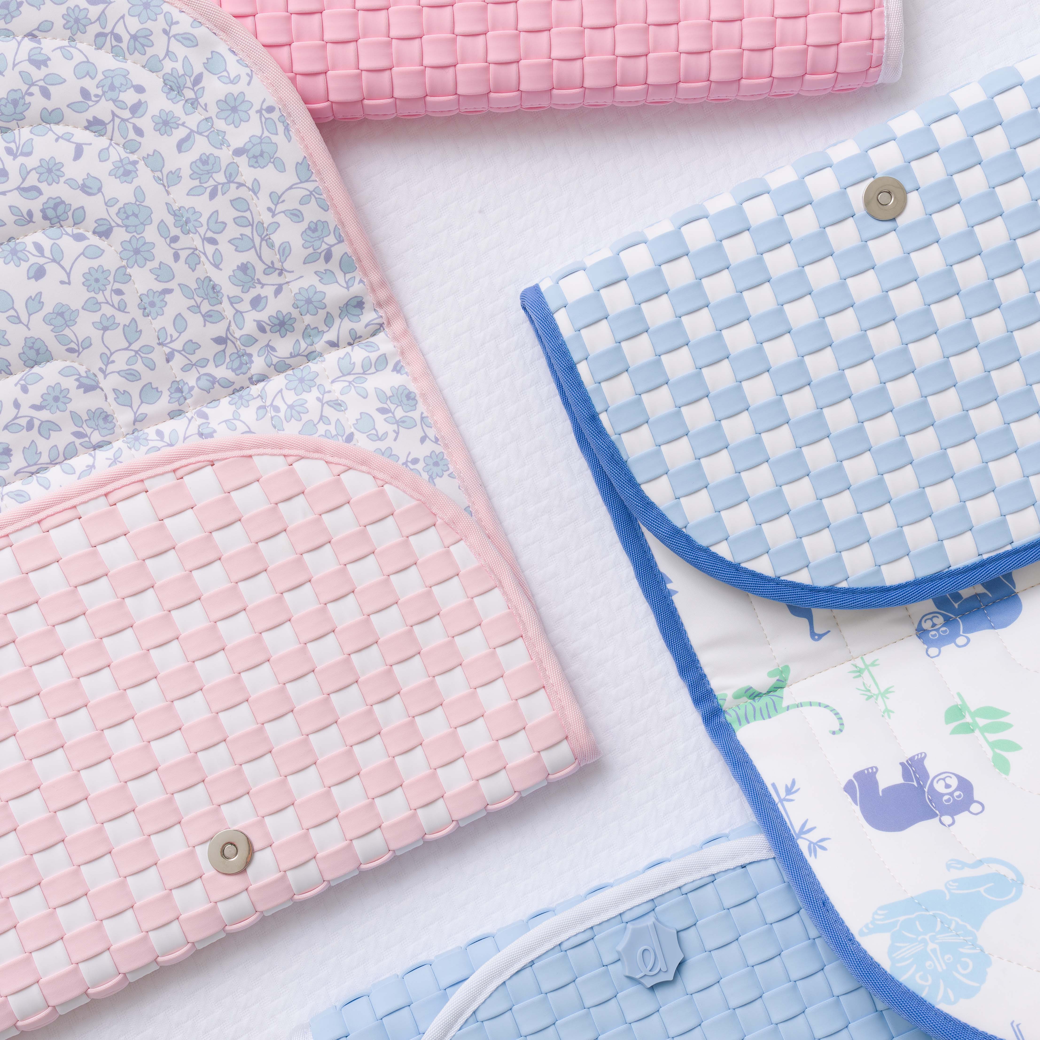 T.B.B.C. Pluie Pret Changing Clutch - Goosewaddle® | Newborn Baby